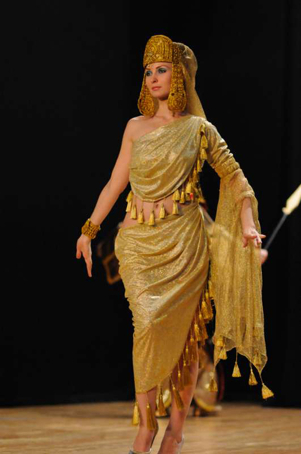 Performing Arts in Uzbekistan: “El Merosi"--the theater of historical costumes Samarkand