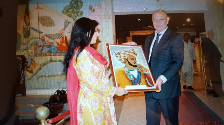 Executive Director Lok Virsa Dr. Fouzia Saeed and Uzbekistan’s ambassador to Pakistan Furqat Sidiqov