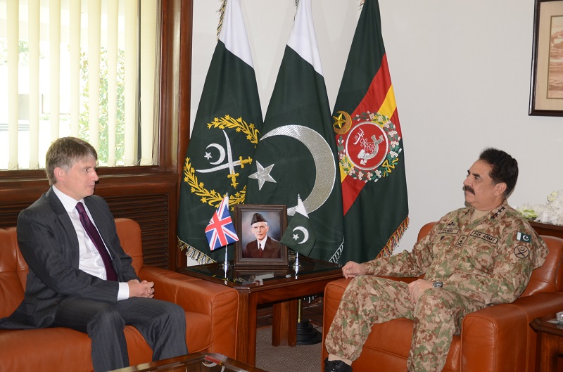 UK's ’s Special Representative to Afghanistan and Pakistan Owen Jenkins and General Raheel Sharif