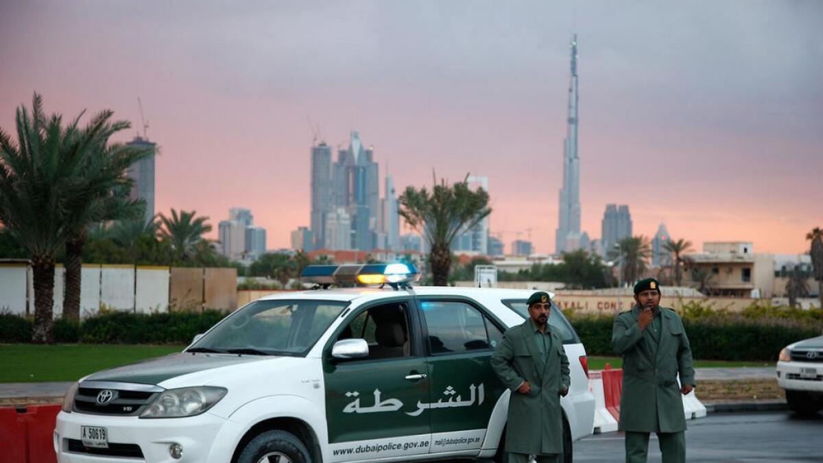 Dubai Police arrest drivers for performing stunts in the rain