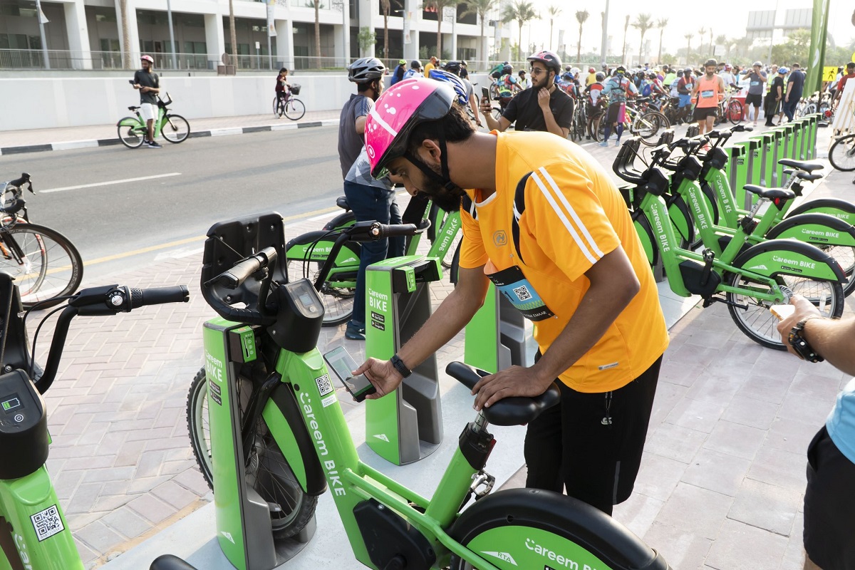 How to pick up a free bike ride for Dubai Ride?