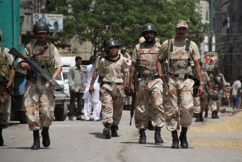 Rangers arrest 152 more criminals in Karachi during search operation