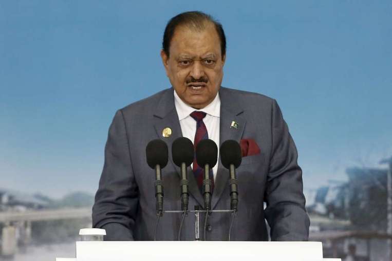 President Mamnoon attends opening session of 13th Islamic Summit