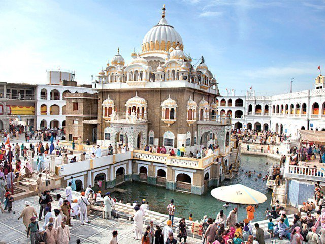 3000 Sikh Yatrees Arrive To Celebrate Baba Guru Nanak's Anniversary