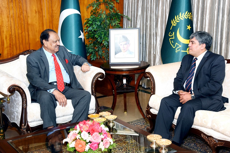 Mamnoon Hussain and ambassador-designate of Pakistan to Poland Shafqat Ali Khan