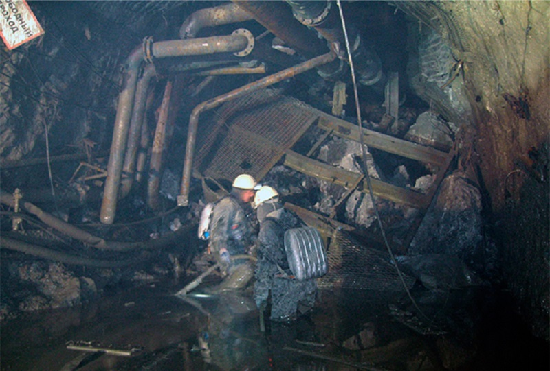 collapse-of-mir-mine-in-yakutia-indicates-awful-working-conditions-of