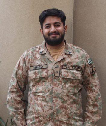 PM Khaqan offers condolence for martyred Major Ishaq