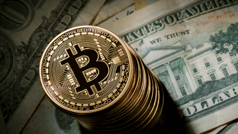 Bitcoin - The blockchain currency has only been around for a decade or so, and in 2020 it saw its demand grow from larger US investors, attracted by its perceived inflation-hedging qualities and potential for quick gains, as well as expectations it would become a mainstream payments method. The digital currency Bitcoin extended its record-smashing rally on January 2, beginning the year with a surge over US$ 30,000 for the first time, with ever more traders and investors betting that it is on its way to becoming a mainstream payment method. The price of the world's most popular cryptocurrency traded as high as US$ 33,099 on January 2, 2021 with almost all other markets closed over the first weekend in the New Year. It was last up about 12 percent at US$ 32,883. Bitcoin advanced more than 300 percent in 2020, and with the latest leg higher has added more than 50% since crossing US$ 20,000 just two weeks ago. Investors said the limited supply of Bitcoin - produced by so-called "mining" computers that validate blocks of transactions by competing to solve mathematical puzzles - has helped power upward moves over recent days. A proprietary trader at Bright Trading Dennis Dick said, “You can buy a stock like Amazon, you can buy a stock like Apple, and you know what you got”, he further added that, “Bitcoin you really just have digits on a screen and you’re really hoping that the guy behind you sees it as being worth more than what you just paid for it, so it’s a purely speculative view”. Sergey Nazarov, cofounder of Chainlink, a global blockchain project said, “It's very likely that the asset will eventually pass $100,000 per coin”.