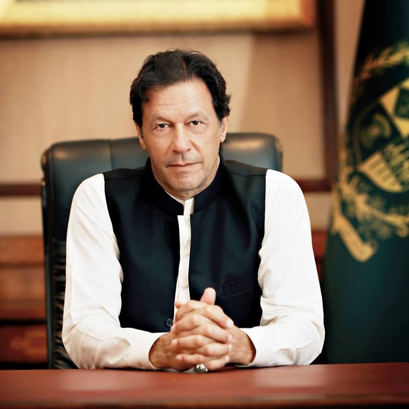 74th Independence Day - In his message on the 74th Independence Day of Pakistan, Prime Minister Imran Khan has reaffirmed the pledge to continue pursuing the vision of Quaid-e-Azam Muhammad Ali Jinnah. The nation is celebrating the 74th Independence Day of Pakistan on Friday with great enthusiasm and zeal. “I congratulate the entire nation on the 74th Independence Day,” the prime minister said. The prime minister said that the day is an occasion to pay tribute to all those sons of the soil who laid their lives while defending and protecting territorial as well as ideological frontiers of the motherland. Imran Khan said that this day is an occasion to pause and to reflect as to how far we have been able to achieve those ideals that led to creation of an independent state. Imran Khan said that during the past seven decades of our journey, we have confronted with various challenges. “We have battled against odds both at external as well as internal fronts. From the hostility of a neighboring country, with its known hegemonic intentions, to the scourge of terrorism and from coping with natural calamities to fighting pandemics, our nation has always shown resilience and perseverance,” he said. “Today, we reiterate our pledge to remain steadfast and embrace every challenge holding the torch of “Unity, Faith and Discipline”. The prime minister said that in our efforts to reach our goal, we are diligently working to give this country a system of governance which conforms to the ideals and objectives of independence. “We are endeavoring to build a system where rule of law prevails. We have chosen “Riyasat-i-Madina’ as our role model,” he said. Imran Khan further said that while we celebrate this Independence Day, our hearts are profoundly grieved by the sufferings of our brethren in Indian Illegally Occupied Jammu and Kashmir (IIOJK) who are facing military siege since past one year. “We stand firmly behind our Kashmiri brethren in their struggle for their right to self-determination. We will continue to raise voice of the helpless Kashmiris at all available forums,” he remarked. The prime minister reiterated that we will continue to sensitize the International Community of grave human rights violations in IIOJK and the threats to peace and security of the region posed by the supremacist RSS ideology pursued by the BJP government. “I am confident that the struggle and resilience of brave Kashmiris will culminate into their inalienable right of self-determination.” “May Almighty Allah bless and crown our efforts with success to rebuild the country in consonance with the vision of its founding fathers and also bestow freedom upon our Kashmiri brethren in IIOJK to complete the agenda of the partition. Ameen,” the prime minister prayed.