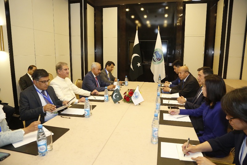 Pakistan FM meets SCO secretary general in Bishkek