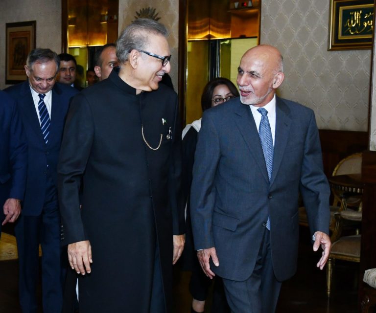 President Arif Alvi held meeting with Afghan President Ashraf Ghani