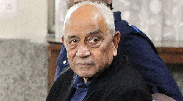 Monitoring Desk: Former Chief of the Indian Navy Admiral (retd) L Ramdas has condemned campaign against Muslims and authorities to put a halt to the deplorable communal colour being added to a tragic health pandemic. In a letter, Admiral L Ramdas, former Chief of Naval Staff of the Indian Navy from 1990 to 1993 expressed anguish over how India, and particularly her defence forces are dealing with the Covid-19 pandemic. He also indicated that jingoism shown by Indian Army and BJP government against neighbouring countries would not help the world when the entire humanity is fighting against COVID-19 while India is creating a war-like situation on its borders. He also questioned the intellect and working of Chief of Defence Staff General Bipin Rawat over dealing with the grave situation Indians are going through. Former Chief of Indian Navy L Ramdas condemned poor handling of COVID-19 by Indian Armed Forces His letter which is published on 02 May 2020 is self-explanatory and therefore being reproduced hereunder: We have just watched on television some excerpts from the Press Conference (without any press!) held by our Chief of Defence Staff – General Bipin Rawat, along with the serving Chiefs from the Army, the Navy and the Air Force. Since then, we have received several calls and messages from friends and colleagues who shared their disappointment, surprise, even shock, at the nature of the remarks made by our senior-most military leader on national television. We are witnessing this at a time when the nation and our people are facing one of the most critical situations since partition. This is a matter of concern, especially for me as one of the senior-most former Naval Chiefs alive today. The situation brought on by the Corona Virus pandemic has undoubtedly hit countries and peoples across the globe in various ways – economic, social, psychological, political and several dimensions too many to name. But my concern here is with how this might impact our country and our people. Let me, first of all, commend the CDS and Chiefs of Staff for having taken the initiative of addressing a Press Conference on the subject of COVID 19 and the role of our Armed Forces in these circumstances. When the first notification about talking to the press popped up on our phones and computer screens, around 4:45 to 5 pm, we were full of anticipation. I was sure that our top Brass would announce some additional plans by the Armed Forces to meet the current challenge.  This would include relief, rehabilitation and assistance in handling and managing the huge exodus taking place across the country. I had addressed two letters to the Prime Minister, copied to the RM, as also the CDS and Heads of the three Services. My first letter was dated March 27, and the second one on April 14, Ambedkar Jayanthi. I had suggested in both letters that the considerable resources of the Armed Forces might be tapped in several ways to deal with the unprecedented situation, brought on by how Lockdown was announced and executed. I had specifically mentioned the organizing and running of Community Kitchens and food distribution in the first letter. By the time of my second letter, the situation concerning the farm and migrant workers and large numbers walking home for thousands of miles had grown much worse. My letter had flagged the fact that from all accounts, there was more than enough rice and wheat available in our reserves with the FCI, and that these should be released without further delay to feed our people. Some reports that sanction had been given by the Cabinet to diverting grains for the manufacture of ethanol and hand sanitizers was truly alarming! Given the continuing and open targeting of some sections, like care givers, doctors and nurses etc, and our Muslim citizens, especially after the Tablighi Markaz incident, I had requested the Honorable Prime Minister that a signal from him was urgently required in order to put a halt to this deplorable and avoidable communal colour being added to a tragic health pandemic. So, it was indeed with a deep sense of dismay and disappointment that we watched the rather prosaic address by the CDS, thanking the ‘Corona Warriors’ and Citizens for ‘being disciplined’ and keeping people safe. The speech went on to details of how Tri-Service appreciation for the above would take the form of a series of events on May 3 – like fly pasts and helicopter showering of petals by the Indian Air Force ; illumination of Indian Naval ships  in harbours; and band performances in hospitals and other venues by the Indian Army.  For most of us from the Armed Forces, these events are usually conducted to celebrate victories – and in this case we are far from that day. As has been pointed out by many, here were the top Brass of our Armed Forces who could have marshalled and provided the best facilities, equipment, PPEs and much more for the same ‘warriors’ on whom they would now be spending vast amounts of money by way of the ‘flying machines’, fuel and flowers, for organizing all of the above events outlined by the CDS! That there was not even a token reference to the grim situation being faced by lakhs of migrant workers on May Day, who were hungry, jobless and desperate to get home, many of them choosing to walk and some of them dying along the way, is a sad indication of the insensitivity of our privileged to the trauma and travails of the vast masses who toil to keep the wheels of our system going. My immediate concern however is to address the role that the Armed Forces of our country could and should be playing at a time of national crisis which is no less than a war scenario. Indeed, we are using military terminology of this being a ‘war’ against the Corona Virus. I have long held the view that while we in the Armed Forces maybe soldiers, sailors and airmen, we are fundamentally citizens of this country. Though our basic rights are held in suspension while in active service - the fact that we exercise our political right of universal franchise by casting our vote during elections, also emphasizes our responsibility and duty to safeguard the well-being of our people. Let us not forget that ensuring justice and equality for all as promised in our Constitution, is the primary goal and objective that we should be striving for. I wish to briefly examine the content, the tone and the impact of the statement made by the CDS to the Press this evening – two days before the end of this phase of the Lockdown, and literally some minutes before the announcement from the Ministry of Home Affairs announcing a further two week extension to the Lockdown. Frankly as a former serviceman, it would have gone down extremely well had each of the service chiefs used this opportunity to inform the public of the many innovative and commendable steps they have already carried out in each service with respect to ‘the war’ against COVID 19. Furthermore, in my humble opinion, at a time when all our resources are fully stretched, we could have better utilized the money that will be spent on the events detailed above, towards assisting those most in need at this time, to reach their homes safely and thus minimize the pressures on them. Imagine the visibility and interaction with the personnel from the Armed Forces – and the building of relationships between civil and military. Finally, let me say why I have felt impelled to pen these few words on this issue today. I mean no disrespect to my colleagues in uniform who are in the ‘hot seat’ today. However, having ‘been there’ and ‘done that’ so to speak, I believe it is important to point out that we, as senior veterans, have a bounden responsibility to act as “conscience keepers” at times like the ones we are experiencing today. I continue to take positions on several issues which may or may not be to the liking of the regime of the day. There are several letter and articles by me available in the public domain. I am against India having gone Nuclear; I am also strongly in favour of building strong relations with all our neighbours in the region. Taking a view that is different or dissenting, does not mean that I disrespect those in high office. Rather I see this as part of my right and responsibility as a loyal citizen in a democracy and a core element of my “Constitutional Dharma”. Looking back over my career of over 45 years in the Indian Navy there are several instances where I have been faced with tough decisions of personal ethics and conscience versus political expediency. To illustrate what I mean – let me share just three examples: In 1984, when I was commanding the Eastern Fleet based in Vizag, my wife, who was in Delhi, got deeply involved with the relief, rehabilitation and reporting on the problems and challenges of the victims of the 1984 Pogrom against the Sikhs. She asked me if testifying before a Commission of Enquiry would adversely affect my career, which was advice she was given by several of our well-meaning friends in the Navy. I told her that she should follow her conscience and not worry about my career. In 1990, our eldest daughter asked for our blessings to marry the young man whom she had got to know while studying in the USA. The young man in question was Muslim and of Pakistani origin. We had always respected our daughters’ views and decisions - and so we said she should go ahead. I was then Commander in Chief Eastern Naval Command – again based in Vizag. I informed my Defence Minister – Dr Raja Ramanna, and my Prime Minister – Shri VP Singh. Both were unanimous in their view that who my daughter married had nothing to do with my track record in the service – and formally gave permission for us to travel to the US for her wedding in Chicago. Most people thought I was throwing away my chances of being selected for the top job. But I was clear that our daughter’s happiness was important. To our surprise and delight, my name was announced as the next Naval Chief in October 1990. In 1992, during the build-up to the Ram Mandir issue in Ayodhya, I advised both the Raksha Mantri, and others present that I feared the Babri Masjid would be demolished if we did not take prompt action. But neither the political leadership nor even the late Dr Abdul Kalam – Scientific Advisor and a wonderful colleague - were prepared to take a stand. I did my duty and gave my honest advice – but alas the rest is history. I do believe that the Indian Armed Forces can and must play a role in Nation Building. In 1980, as part of my course at the NDC – National Defence College – my Individual Thesis as a Commodore, was on the Subject “THE ROLE OF THE MILITARY IN INDIA’S NATIONAL DEVELOPMENT”. It was increasingly clear to me, that if we were to indeed work to fulfill the promise of our Constitution and the Directive Principles, it would mean finding the right balance between Defence and Development. There was never any doubt in my mind that the term National Security could only be realized if we all worked to achieve Human Security. For me, Human security is the well-being of the last woman, man and child – regardless of religion, caste, class, gender, ethnicity, or community. In conclusion: Before assuming office as Naval Chief in November 1990, I visited Rajghat to pay my respects to the Father of the Nation, prior to the monument of the Unknown Soldier at India Gate as per the then existing tradition. The words inscribed at Gandhiji’s Samadhi have always inspired me. His mission was to wipe away every tear from every eye – and to do so he advocated that we should “Think of the poorest person you have ever seen, and ask if your next act will be of any use to him”.  It is my hope that all of us who serve our country, in or out of uniform, will always keep this principle uppermost, and have the courage to stick by his or her conscience, regardless of what the political establishment of the day might decree. Note: The author Admiral L Ramdas, PVSM, AVSM, VrC, VSM, ADC served as Chief of Naval Staff of the Indian Navy from 1990 to 1993.