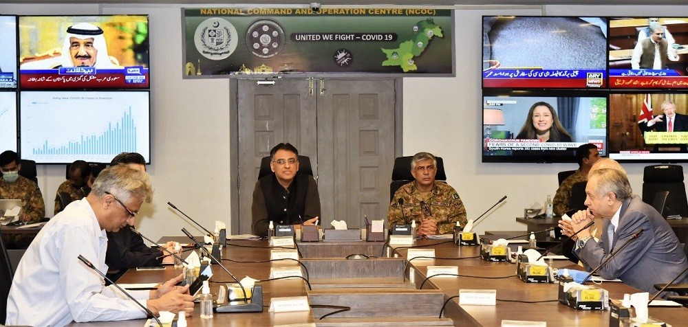 Karachi - The Federal Minister for Planning and Development Asad Umar on Friday said overall Coronavirus situation had begun witnessing an improvement; however, Karachi was the area where improvement was yet to be seen. While briefing media persons at the National Command and Operation Center (NCOC) in Islamabad, Asad Umar said they were engaged with the Sindh authorities to improve the situation there as well. As of July 2, a total of 70,143 Coronavirus Cases including 1,700 registered on Thursday had surfaced in Karachi whereas 1,220 people had died of it, according to the Sindh Health and Population Welfare Department. Overall, Sindh has registered the highest number of COVID-19 Cases - 89,225 – among all provinces and regions. Talking to media, Asad Umar expressed satisfaction that better compliance of Standards Operating Procedures (SOPs) by the people had helped check the spread of COVID-19 in the Country. The minister pointed out that the number of Coronavirus patients in hospitals today were less than those which had been in the midst of June. Similarly, there was a reduction in the number of deaths as well as the patients on ventilators and oxygen. The federal minister stressed that the situation could further improve if the people continued to follow the precautionary measures.  Asad Umar appreciated the efforts put in by the administration and provincial governments to ensure compliance of the SOPs.