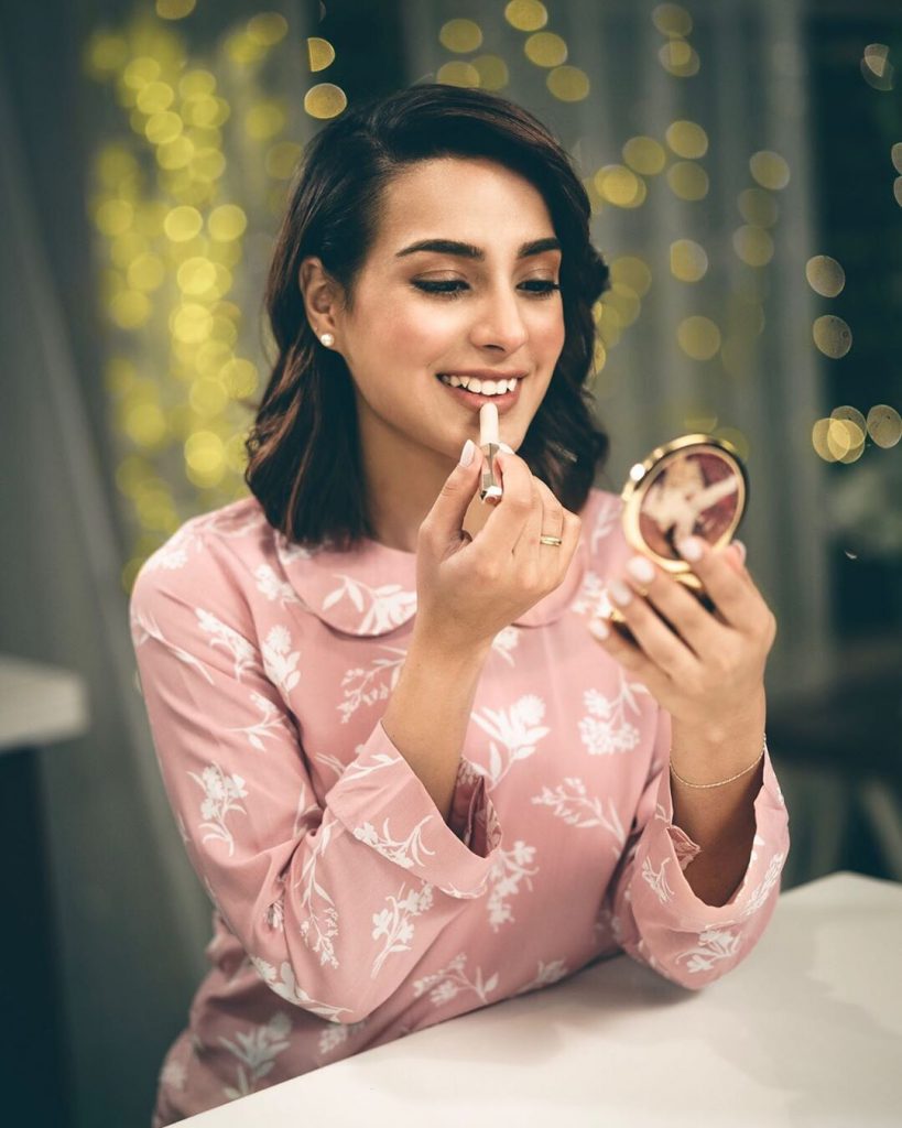 Iqra Aziz Jhooti