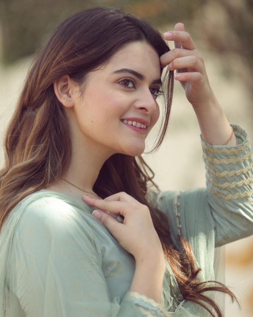 Minal Khan – One of the Cute Twins of Drama Industry Pakistan Drama Industry owns the versatile twin actresses named Aiman Khan and Minal Khan who are almost lookalike and have great acting talent at equal frequency. We have discussed much Aiman on the go but there is a lot to know about Minal Khan. So here is everything you want to know about the cute actress in our industry, Minal Khan. About Minal Khan Minal Khan was born on 20 November 1998 and is a twin sister of Aiman Khan. She is only 22 years old. She made her acting debut as a child artist in Kaash Main Teri Beti Na Hoti (2011) and since then appeared in television serials including Quddusi Sahab Ki Bewah (2014), Sun Yaara (2016), Hum Sab Ajeeb Se Hain (2017), Parchayee (2018), Ki Jaana Main Kaun (2018) and Hasad (2019).  Minal’s Education Minal Khan completed her schooling from Karachi till matriculation. However, she couldn’t complete her higher education as she made her way too early to showbiz. Minal’s Family Minal’s father is a police officer and serving Sindh Police. His name is Mubeen Khan who is known as a well-reputed police officer. Minal Khan’s mother is a housewife and has been organizing the family throughout very well. Her name is Uzma Khan. Apart from the twin sister Aiman, Minal has three younger brothers. She belongs to an Urdu speaking family. Minal has a great bonding with her sister Aiman and loves spending time with her. At the same time, she has an amazing association with her brother-in-law Muneeb Butt who is also a brilliant actor.  Minal’s Relationship Status Back in the days, a piece of news spread like fire on social media that Minal Khan got engaged to Hina Dilpazir’s son Mustafa Dilpazir and Aiman also confirmed it but later on the couple broke up for some reason.  Minal’s Career Minal Khan's made her acting debut in the Geo TV drama Kaash Main Teri Beti Na Hoti (2011–12). This was followed by a supporting role in the sitcom series Quddusi Sahab Ki Beerwah (2012) on ARY Digital. She appeared in the 2013 social drama Mann Ke Moti. She was seen along with Yasra Rizvi, Faysal Qureshi and her sister Aiman Khan. Moreover, she gained much popularity for her supporting role in the drama Mere Meherbaan, the romantic drama Mol (2015), and comedy-dramas Mithu Aur Aapa (2015), Joru Ka Ghulam (2016) and Hum Sab Ajeeb Se Hain (2016). Minal's first lead lead role was in Urdu 1's Beti To Main Bhi Hun (2017), as the simple, studious and reclusive Haya, followed by the lead role in Hum TV's Parchayee as Pari. She also appeared in one episode of Angeline Malik's directorial anthology series Ustani Jee on Hum TV. She was also seen as a simple housewife in Kabhi Band Kabhi Baja opposite to Hammad Farooqui (2018) and as Sualeha in A-Plus TV's Ghamand (2018). Minal Khan is one of the most followed Pakistani celebrities on Instagram. Minal Khan also takes part in modelling for different brands for mainstream ads as well as for social media campaigns. Minal got much fame for reducing her weight amazingly as according to her some of the pictures from the past, she was quite obese. Her passion to join showbiz industry made her reduce the weight in a devoted manner which is an inspiration for many fans. Minal Khan’s Dramas List Here is a list of some of the most popular dramas of Minal Khan: Kaash Main Teri Beti Na Hoti Quddusi Sahab Ki Bewah Mann Ke Moti Adhoori Aurat Mere Meherbaan Mol Mithu Aur Aapa Joru Ka Ghulam Hum Sab Ajeeb Se Hain Sun Yaara Malkin Beti To Main Bhi Hun Laut Ke Chalay Aana Dil Nawaz Parchayee Ustani Jee Ghamand Kabhi Band Kabhi Baja Ki Jaana Main Kaun Hassad Aey Ishq Qismat Minal Khan’s Social Media Accounts We know that you love to know about the twin sisters Minal and Aiman. So if you want to know better about Minal Khan, follow her social media accounts by clicking on these links: Facebook: Minal Khan Official Instagram: https://www.instagram.com/minalkhan.official/
