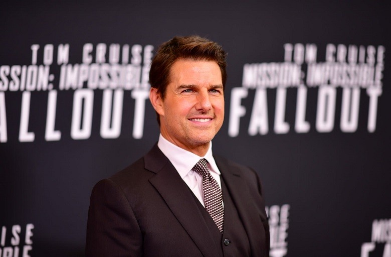 Tom Cruise - The Washington-based National Aeronautics and Space Administration (NASA) has confirmed that it is going to work with the veteran actor Tom Cruise to shoot a film in the ISS (International Space Station). The reports confirm that that Tom Cruise is not just working with NASA but also with Elon Musk's SpaceX. The news was first reported by an American news agency Deadline. The agency further added that, “no studio was officially on board the project as of yet, and the project was still in the early stages of liftoff." However, the project is not confirmed by SpaceX but NASA's administrator Jim Bridenstine confirmed the rumors. According to reports, NASA’s Spokesperson also confirmed that, Cruise will be launched to space and he will stay on board the ISS. Tom Cruise is one of the most famous actors who are known for their stunts. He performs the most dangerous stunts like clutching the side of an Airbus A400 as it takes off in 2015’s Mission: Impossible Rogue Nation. NASA and SpaceX are both working on sending private citizens to orbit around Earth at the end of 2021 or in early 2022. The passengers are set to fly in SpaceX’s newly developed Crew Dragon spacecraft, which is slated to fly its first NASA astronauts to the International Space Station. According to business insider, “Private space missions would take place in low-Earth orbit, or Earth-centered orbits with an altitude of 2,000 kilometers (1,200 miles) or less. This is currently where the International Space Station orbits and is considered close enough to Earth for convenient transportation and resupply.” This really is not a cheap project as those who want to partake in the commercial use of NASA's facilities are required to purchase resources as part of their activities. The use of life support equipment and the toilet were listed at $11,250 per day, while crew supplies were listed at $22,500 per day.