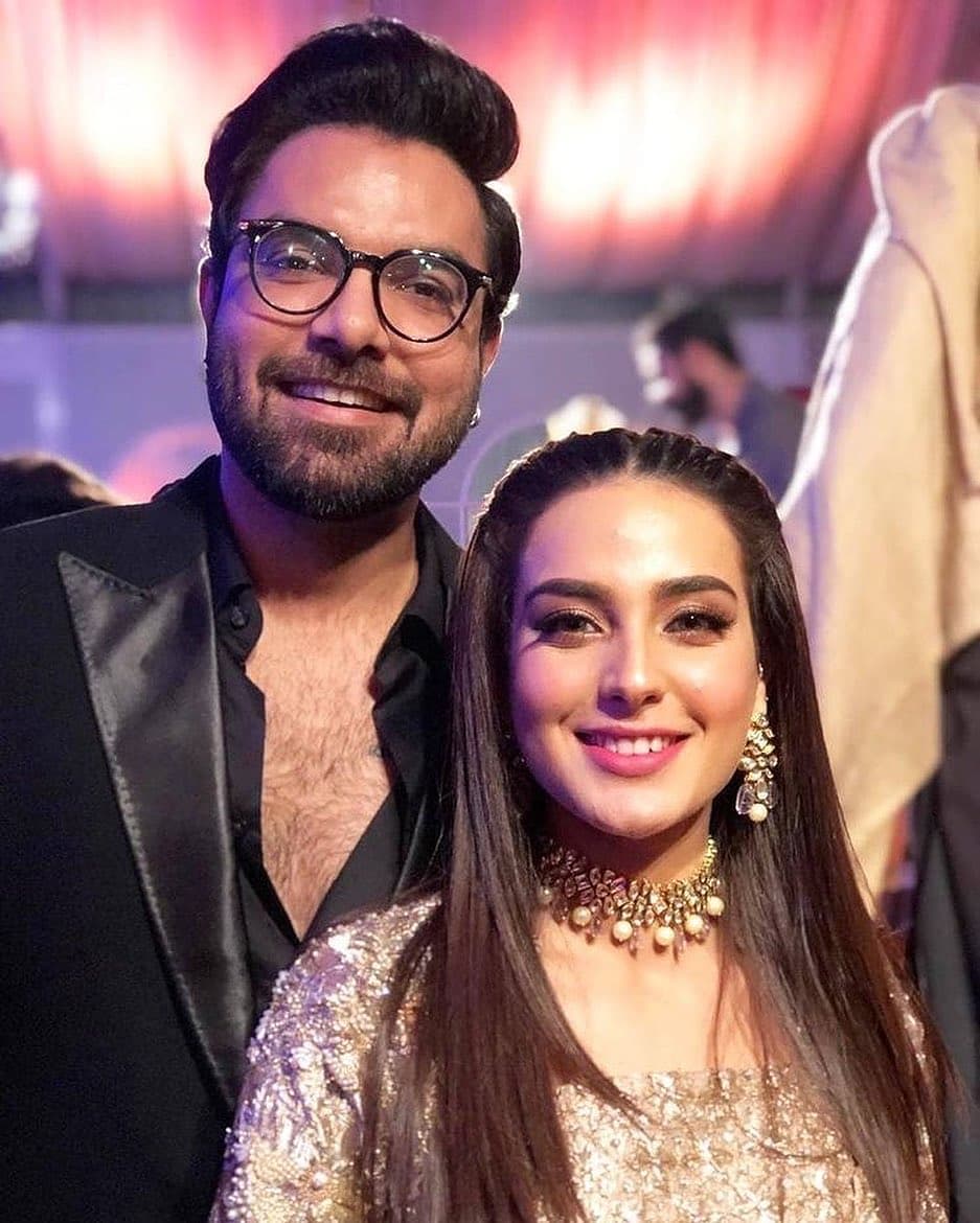 Yasir Hussain Talks About A Ban On TikTok In an interesting turn of events, Yasir Hussain has shared something positive for the very first time. We all know how the debate on TikTok, YouTube VS TikTok, and #BanTikTok has been going viral over social media. In lieu of that, every public figure is sharing their opinion on the matter, and Yasir has something to say about it too. In Iffat Omar’s show, Say It All With Iffat Omer, Yasir shares his views on TikTok: About The Benefit of Social Media When asked about whether social media is a good thing or not, he says that it depends on how we use it. As with everything else, it depends on the usage completely. He continues on to say: “Our public has a chance of freedom to expression after so many years. Why won’t they use the platform to express themselves loudly? “I do not mind at all when people say something bad about me.” About The Ban on TikTok When asked about the recent outrage on social media from celebrities asking for a ban on TikTok, he said: “Not at all. It should not be banned. Our youth has nothing for them, and our country has the maximum number of youths as citizens. The racers do not have racetracks. Those who want to be in sports, do not have stadiums to practice.” He goes on to further his point of view by saying that: “Our youth has nothing else to do. They are taking drugs, indulging in indecent acts, and are going to different wrong directions… With TikTok, they are trying to do creative work at least.” Yasir says that he has watched some amazing videos on the platform, and it is extremely entertaining. Furthermore, Pakistani celebrities are also on the platform including Nigah Ji, who uploads his dance performances on the platform. A Chance For Youth Yasir Hussain concludes the topic of TikTok by saying that it is a chance for young generation. There is so much talent out there willing to be tapped, and they all will never be approached by film or TV industry. They are earning out of it, are doing creative work, and are happy with their lives. What else do they want? We agree with Yasir Hussain’s view that TikTok is a creative outlet for youth when used effectively. But the question will always be, are we using it effectively? Watch the complete video of Yasir’s comments on social media and TikTok here: