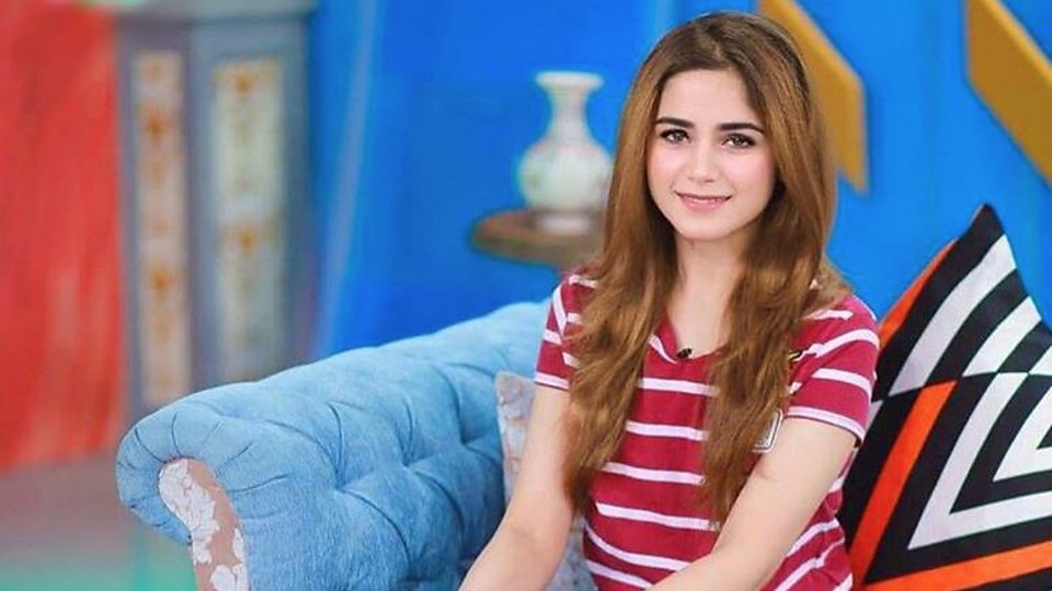 Aima Baig Shares An Emotional Message For Her Late Mother The loss of a mother is unprecedented. No matter how many blessings you have in the world, you cannot get over losing a beautiful relation of a mother. Those who have lost their mothers are the only ones who can understand the intensity of this pain. In her latest Instagram story, Aima Baig shares an emotional message for her late mother and it encompasses her pain, grief, and the severity of this loss. Aima Remembers Her Mother Aima Baig is one of those Pakistani celebrities who are always cheerful on and off the screen. You can’t ever look at her and guess the pain of the loss she is in. Her latest Instagram story is only one of the rarest times that she has ever showcased the emotional side of her. Aima in her story shared: Aima’s Message To Her Mom: This is what she wrote: “I miss you mom. I thought of you with love today, but that is nothing new. I thought of you yesterday and days before that too. I think of you all the time. “I think of you in silence. I often speak of you when I am so helpless and want to just lie down in your lap, keep repeating amaa ji amaa ji. But all I have is memories, and ur picture in a frame. Your memory is my keepsake which I’ll never part. “God has you in His keeping, but I have you in my heart, my soul, my body, my mind. In my everything Amma ji. “I wish you were just here to cut this cake with me, while you blush and that natural blush on ur cheeks would have been the highlight of that particular sight. “Happy Birthday ami, jahan bhe hain khush rahy. Apni sabse choti beti ko apna bestfriend bana k or phr aisy chor k chaly jany pe thore narazgi zaror rahay gi but us sy zada wo dard rahy ga jo apky Janay sy meray andar hmesha k liye baith gya.” This Note Has Us Teary-Eyed This goes without saying that Aima has left us all teary-eyed. Only the ones who have lost their mothers can read this and feel the pain she must have felt when she wrote this message for her mother. We cannot lessen the pain, but Aima we wish your mother a Belated Happy Birthday and we pray that she smiles upon you from the heavens she must have been blessed with.