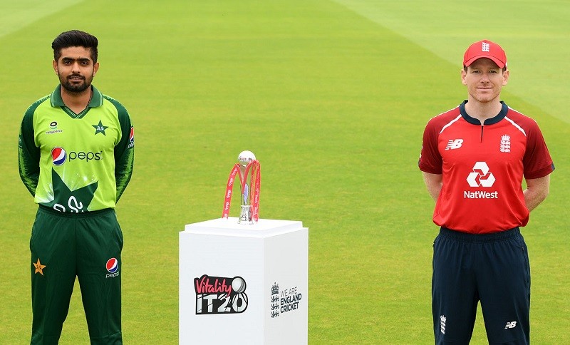 PTV Sports Live - With a rejuvenated resolve and hope following the Test Series debacle, Pakistan has flexed its muscle to face England in the upcoming three T20 Internationals. The three-match T20I series between Pakistan and England will kick off on Friday with the inaugural encounter at Old Trafford in Manchester. The first T20I will begin at 10:00 pm according to the Pakistan Standard Time (PST). The two teams have so far locked horns with each other 15 times in T20Is from 2006 to date. Last time, they met at Cardiff on May 5, 2019 in which Eoin Morgan-led England thrashed Pakistan by 7 wickets. The 2nd ICC’s top-ranked England have so far succeeded to assert their dominance over fourth-ranked Pakistan as in the previous 15 T20Is, they held the record of 10-4. It’s Pakistan and England’s third bilateral T20I Series consisting of three matches. Previous both three-match Series took place in the United Arab Emirates (UAE) in February 2012 and November 2015 respectively and ended in England’s favor. However, now Pakistan would be led by a new Captain Babar Azam who is also currently the ICC’s top-ranked batsman. For the first T20I, Pakistan’s Playing XI will possibly include the following; Babar Azam, Fakhar Zaman, Haider Ali, Shoaib Malik, Mohammad Rizwan or Sarfraz Ahmed (as Wicket Keeper), Iftikhar Ahmed, Imad Wasim, Shadab Khan, Mohammad Amir, Wahab Riaz, and Shaheen Shah Afridi. The second and third match of the three-match T20I series will be held at the same venue on August 30 and September 1 respectively.