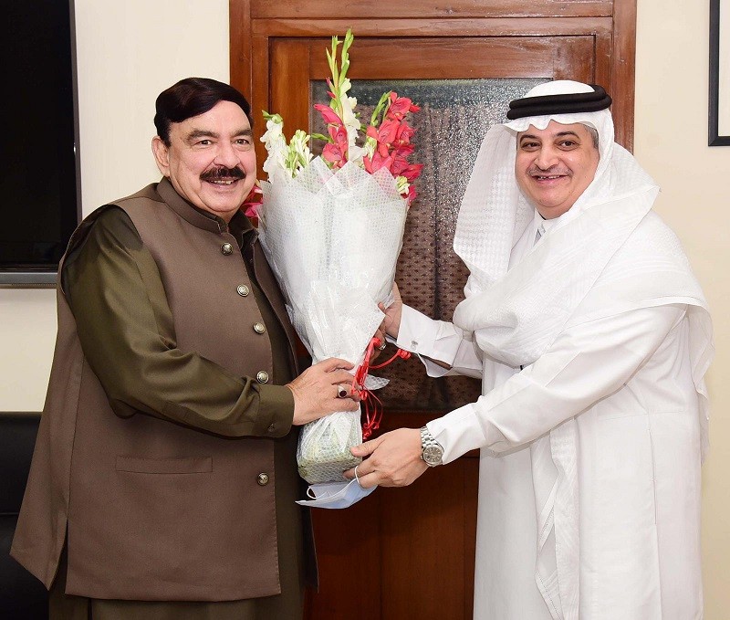 Sheikh Rasheed - The Saudi Ambassador to Pakistan His Excellency Nawaf bin Said Al-Malkim met the Federal Minister for Railways Sheikh Rasheed Ahmed in Islamabad on Tuesday, and discussed the bilateral relations. Upon his arrival, the railways minister presented a welcoming bouquet to His Excellency Nawaf Saeed Ahmad Al-Malki. Sheikh Rasheed said that Pakistan and Saudi Arabia enjoy long-standing relationship deep rooted in common faith. The minister said that both the Countries have always supported each other's stance on international issues. The minister for railways said that hearts of the people of both Pakistan and the Kingdom of Saudi Arabia beat together.