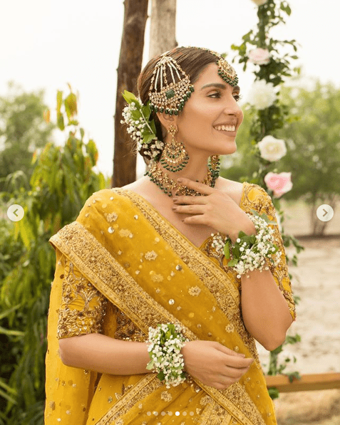 Ayeza Khan has reinvigorated the traditional wedding rituals with a collection of photos specified for bridal attires. Here we have got this collection for you all!