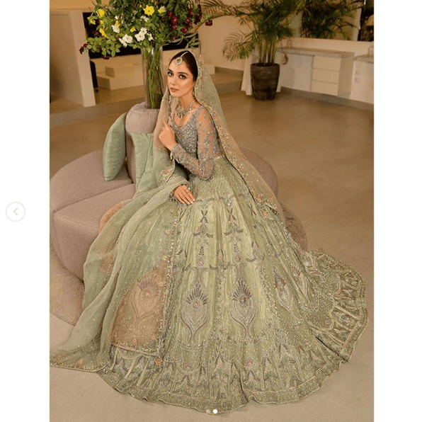 Here we have some clicks from a recent photoshoot of Maya Ali as she sets new fashion goals for bridal and formal wear. Take a look!