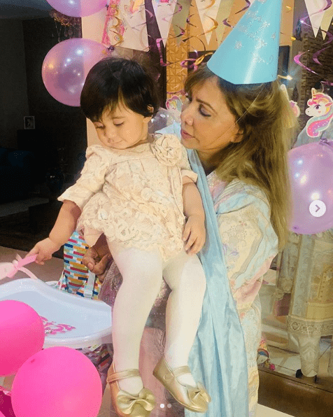 Aisha Khan Unveils Daughter's Face For The First Time on Social Media!