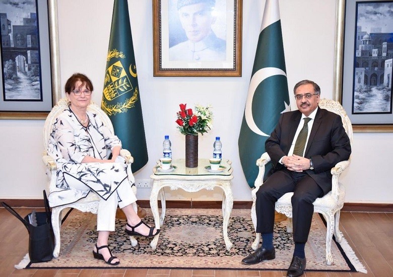 Deborah Lyons - The UN Secretary-General’s Special Representative for Afghanistan and Head of the United Nations Assistance Mission in Afghanistan (UNAMA) Deborah Lyons met the Foreign Secretary Sohail Mahmood in Islamabad on Monday. In the meeting held at the Ministry of Foreign Affairs in Islamabad, the foreign secretary reaffirmed Pakistan’s support for the Afghan peace process and commitment to foster closer bilateral relations with Afghanistan. Sohail Mahmood underlined that the International Community must remain economically engaged for reconstruction & development of the war-torn Afghanistan. The UNAMA Head Deborah Lyons arrived in Islamabad on Sunday for meetings with senior Pakistani officials to discuss developments in Afghanistan and regional cooperation.