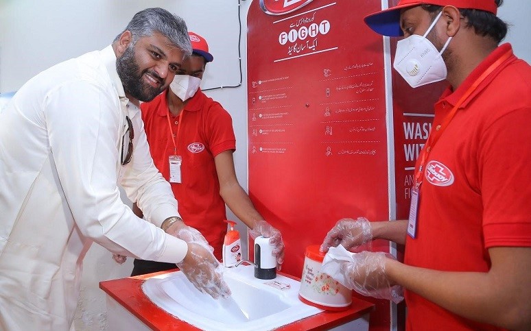 Lifebuoy - CarFirst, Pakistan’s most trusted used car trading platform, has announced Lifebuoy, the world’s number one germ protection soap brand, as their official ‘Hygiene Partner’.  Lifebuoy's global and national dedication to hand hygiene reinforced CarFirst’s commitment to partner with the brand as their official hygiene partner.  The brand partnered with CarFirst to actively carry out Lifebuoy’s commitment to promoting hand hygiene habits.  As part of the partnership, the brand will provide hand hygiene products to CarFirst at their customer-facing operations.  Commenting on this partnership Anam Toseef, Head of Corporate Communications CarFirst, said "The health and wellbeing of our employees, customers, and members of our community is our utmost priority, and this collaboration aims to provide our community access to reliable hand hygiene. During the ongoing COVID Pandemic, we valued Lifebuoy's public service messaging, where they encouraged and appealed to the Pakistani public to wash their hands with soap, regardless of the brand. Everyone should take the necessary precautions and responsibly safeguard themselves and those around them. Thus, post lockdown, at CarFirst’s first public press event, we handed out safety kits to all our attendees that included face coverings and Lifebuoy hand hygiene products. At our Multan Operations launch, along with our CarFirst's CEO, Raja Murad Khan, MNA Makhdoom Zain Qureshi, and members of the press joined our commitment to promote hand hygiene and maintain appropriate social distancing for the general health and well-being of our community." Commenting on this partnership, Asima Haq, Director Beauty & Personal Care Unilever, said “Lifebuoy has always been a brand that has looked to support people to have better personal hygiene. Following the success of our partnership with Pakistan Cricket Board (PCB), we are very excited to be partnering with CarFirst, who are truly the drivers of change in the used car industry. Lifebuoy is on a long-standing mission to inspire better hygiene practices, at home and at work. We’re looking forward to working closely with CarFirst to promote better hygiene practices in Pakistan.” CarFirst is geared towards simplifying the lives of its customers and continuously driving Pakistan's used car industry forward through innovation, and playing a role as Pakistan’s most trusted used car trading platform.  CarFirst is proud to be the driver of change by bringing forth transparency, regulation, instant payment, secure transfers, and hassle-free trading across Pakistan.  CarFirst is Pakistan's most trusted used car trading platform that revolutionized the way used cars are traded in Karachi, Lahore, Islamabad, Faisalabad, and Hyderabad.  CarFirst has solved the problems of the used car market by bringing in regulation, transparency, instant payment, secure transfers, and hassle-free trading.  The fastest way to sell a car has now arrived in Multan, with potential sellers now able to sell their car in 45 minutes.