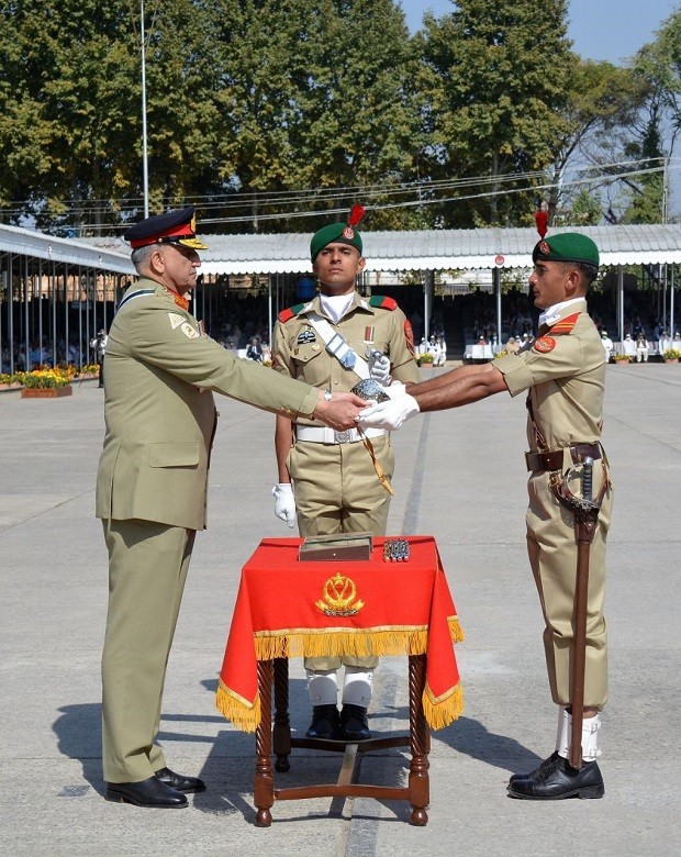 142nd PMA Long Course - The Passing out Parade of 142nd PMA Long Course, 32nd Technical Graduate Course, 61st Integrated Course, 16th Lady Cadet Course and 1st Basic Military Training Course was held at Pakistan Military Academy (PMA) in Kakul, Abbotabad on Saturday. Cadets from Palestine, Maldives, Qatar and Sri Lanka were also among the passed out courses, according to the Inter Services Public Relations (ISPR). The Chief of Army Staff (COAS) General Qamar Javed Bajwa was the chief guest on the occasion. The COAS reviewed the parade and gave awards to distinguished Cadets. The coveted Sword of Honour was awarded to Academy Senior Under Officer Muhammad Faateh of 142nd PMA Long Course. The President’s Gold Medal was awarded to Battalion Senior Under Officer Junaid Khan of 142nd PMA Long Course, the Chairman Joint Chiefs of Staff Committee Overseas Gold Medal was awarded to Under Officer Naazim Naseer of 142nd PMA Long Course from Maldives, the Chief of Army Staff Cane was awarded to Company Junior Under Officer Tanawosh of 32nd Technical Graduate Course, and the Commandant Cane was awarded to Sargent Hamza Tariq of 61st Integrated Course, the Company Sargent Major Ada Urooj of 16th Lady Cadet Course and Company Under Officer Mehwish Anjum of 1st Basic Military Training Course.