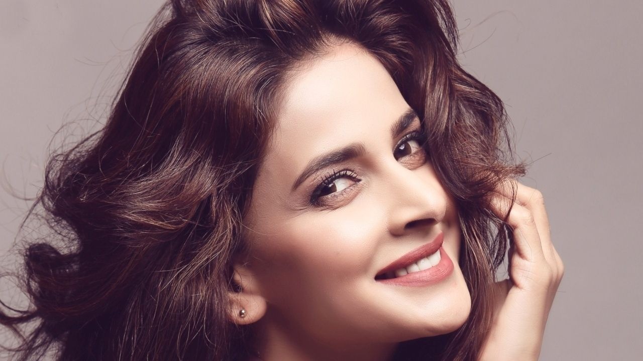 Saba Qamar is one of those actresses in the industry who always chooses projects wisely. She comes up with everything different as she prefers to work for quality than quantity. Saba has appeared in blockbuster drama serials like Cheekh, Baaghi, Dastan, Digest Writer, and several others. Moreover, her photoshoots are also mesmerizing ones that leave fans enchanted with her beauty. Now it's been a while that we have seen Saba in any dramas or films. However, her Insta stories tell us that she is ready to hit something new. Here we have got the details! Saba Qamar is Going to Hit Something New! So, the news is big and Saba Qamar has revealed it via her Instagram stories. Any guesses? Well... we would prefer not to beat about the bush for the curiosity of fans.  Saba Qamar is getting ready to hit a feature film soon as per her Insta stories. She is having a good time going deep into the script and learn new things to bring out the best.  Here we have got the click of Saba's story revealing about the movie! As you can clearly see in the picture, Saba Qamar is having her copy of the script for an upcoming feature film. It seems quite interesting and we can't wait to see her with something big. The name of this feature film isn't clear as the title on the script is concealed with rough pen lines. However, the exciting part of the title page is the name of the film is written as 'Ghabrana Nahi Hai.' Now fans are confused if this is a real name for this film or just a fun thing.  And... the study goes on as she prepares herself for something new on the way. Some Gorgeous Clicks of Saba to Leave You Enchanted! With this great news from the 'Baaghi' actress, here we have got some of the gorgeous clicks of Saba Qamar that will leave you enchanted. Take a look! So, what do you think about Saba Qamar's new project and your guesses for the film theme? Don't forget to share your valuable feedback with us!