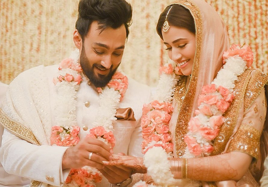 Sana Javed and Umair Jaswal - Here We Have Got Unseen Wedding Clicks