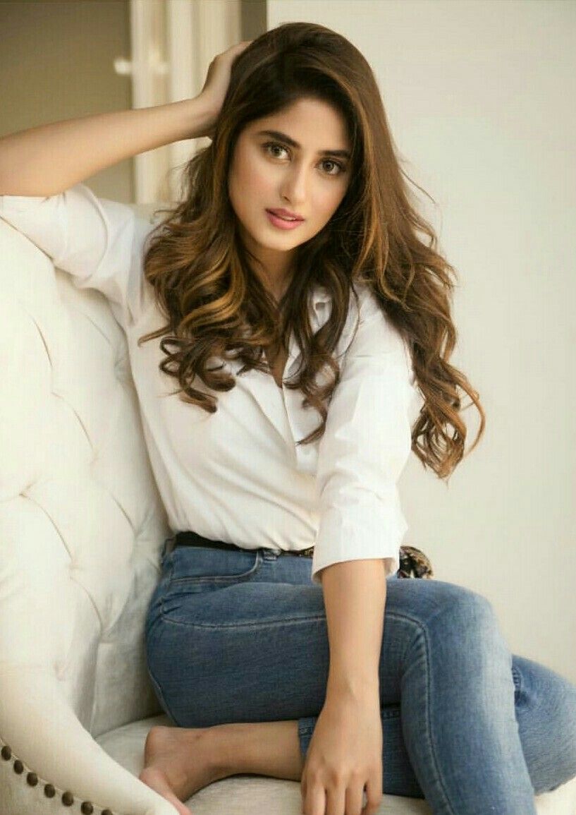 Sajal Aly stunning pictures
