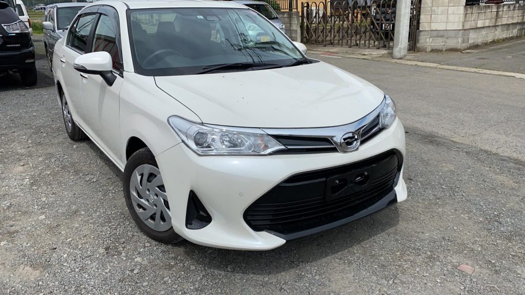 Toyota Axio Hybrid 2020 - Features, Engine Details and Images 
