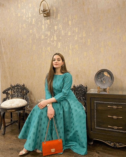 Aiman and Minal Flaunt Elegance in AnM Closet Latest Collection! 