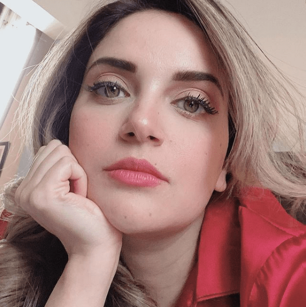 Armeena Khan - Top 10 Hot and Stunning Clicks To Leave You Spellbound!