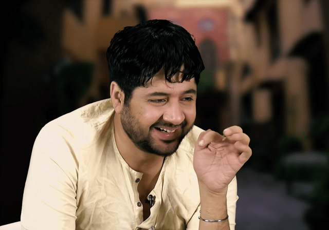 Imran Ashraf is a well-known actor who has got an exceptional talent that is making him come up with brilliance with every project. From acting to writing scripts; he has been doing wonders. His most famous character is 'Bhola' from drama serial 'Ranjha Ranjha Kardi' and it seems that this is an everliving and remembered to be role. We have come across a heartwarming interesting video in which Imran Ashraf is having an entertainment session with the little Ahmed Shah. Observing Imran as Bhola, Ahmed couldn't resist and was almost rolling on the floor laughing. To make you be a part of this amusing moment, here we have got the video! Imran Ashraf as Bhola Amuses Ahmed at the Best! Check out this interesting video in which Imran Ashraf has warmed up the session with Ahmed's laughter while talking to him like Bhola. Watch this interesting video! As soon as Imran Ashraf acted like Bhola, Ahmed Shah broke into a laugh and enjoyed every bit of it. Moreover, Noor Zafar Khan was also at this moment. Ahmed just reacted in such a funny way that made everyone enjoy it.  About Imran Imran Ashraf, famously known as Bhola, is an amazing actor and now he is marking his brilliance as a writer. He is the mastermind behind the amazing drama serial Mushk that goes on-air on Hum TV every Saturday at 08:00 PM. The selection of cast, production, hues of culture, and most importantly the dialogues are spellbinding viewers with every new episode. He has worked in different drama serials in challenging roles. These drama serials include: Ranjha Ranjha Kardi Dil Mom Ka Diya Alif Allah aur Insan Gul-e-Ranaa Dil Lagi Tabeer Kahin Deep Jaley Questions People Mostly Ask about Imran Ashraf! 1. Who is Imran Ashraf's wife? Ans. Kiran Ishfaq is the wife of legendary actor Imran Ashraf. 2. How old is Imran Ashraf? Ans. Imran Ashraf is 31 years old. 3. Who is the writer of drama serial Mushk? Ans. Imran Ashraf is the writer of drama serial Mushk. The drama goes on-air at Hum TV. 