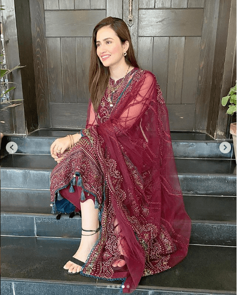 Sana Javed Glams Up For Post-Wedding Photoshoot - Pictures Inside!