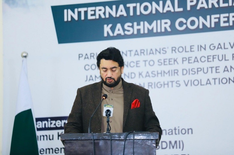 Shehryar Afridi - The Chairman of the Parliamentary Committee on Kashmir Shehryar Khan Afridi on Wednesday urged for a more proactive role of the parliamentarians of the world in raising voices for Kashmir cause and to make India accountable for its crimes against humanity in Indian Illegally Occupied Jammu and Kashmir (IIOJK). Addressing the participants at the Parliamentary Kashmir Conference held at the Institute of Regional Studies in Islamabad, Shehryar Afridi said that the implementation of UNSC Resolutions on Kashmir is a collective responsibility of all the member states of the United Nations Security Council. "There is growing momentum among international Parliamentarians worldwide to work together to galvanize world conscience to halt India’s aggression and make it accountable for its atrocities against Kashmiris in IIOJK,” he said. The Chairman Parliamentary Committee on Kashmir gave these remarks on the celebration of 72nd anniversary of the Universal Declaration of Human Rights. Shehryar Afridi said that the political leaders and legislators in several countries, including the US, Canada and Europe including the Chairperson of the European Parliament have also expressed their concerns on IIOJK. "Pakistan is committed for peaceful resolution of Jammu and Kashmir dispute under Prime Minister of Pakistan’s emphatic narrative set in the UNGA Sessions through a full spectrum of Parliamentary and diplomatic outreach, engagement with media, think-tanks, academia, intelligentsia and civil society,” he said. While advocating for the right of self-determination to People of IIOJK, Shehryar Afridi said that Indian Occupation Forces cannot strip off the right of Kashmiri people to determine its own destiny as enshrined in UNSC resolutions under the auspices of UN. Afridi said that Kashmiris' struggle for self-determination has gained a new impetus recently under Modi's regime.  "India has lost currency on its narrative of foreign involvement in Kashmir. He said that BJP regime’s actions are propelled by racist ideologies of fascist RSS,” he said. Shehryar Afridi further said that the Indian occupation forces are martyring innocent Kashmiris in staged encounters under the garb of so-called cordon and search operations. "India's extra-judicial killing of hundreds of innocent Kashmiris including women and children is in complete violation of the fundamental precepts of international humanitarian law,” he added. Shehryar Khan Afridi said "Pakistan has been constructively engaging with the international Human Rights mechanisms at the United Nations. Nationally, Pakistan has enacted wide ranging legislation, established strong institutional machinery and is putting in place robust policy measures in the field of Human Rights." Referring to a statement given by Noam Choamsky, Afridi said that India is constantly endangering regional peace by clinging to its Hindutva expansionist ideology. Narendra Modi is crushing Muslim rights and placing Kashmir under a vicious brutal rule. The Chairman Kashmir Committee said that the world knows that Jammu and Kashmir is an international dispute whose just solution lies in plebiscite so that innocent Kashmiris are free to determine their political status and freely pursue their economic, social and cultural development. "The demographic apartheid is aimed at affecting the outcome of a plebiscite envisaged in the UN Security Council resolutions," said Afridi.