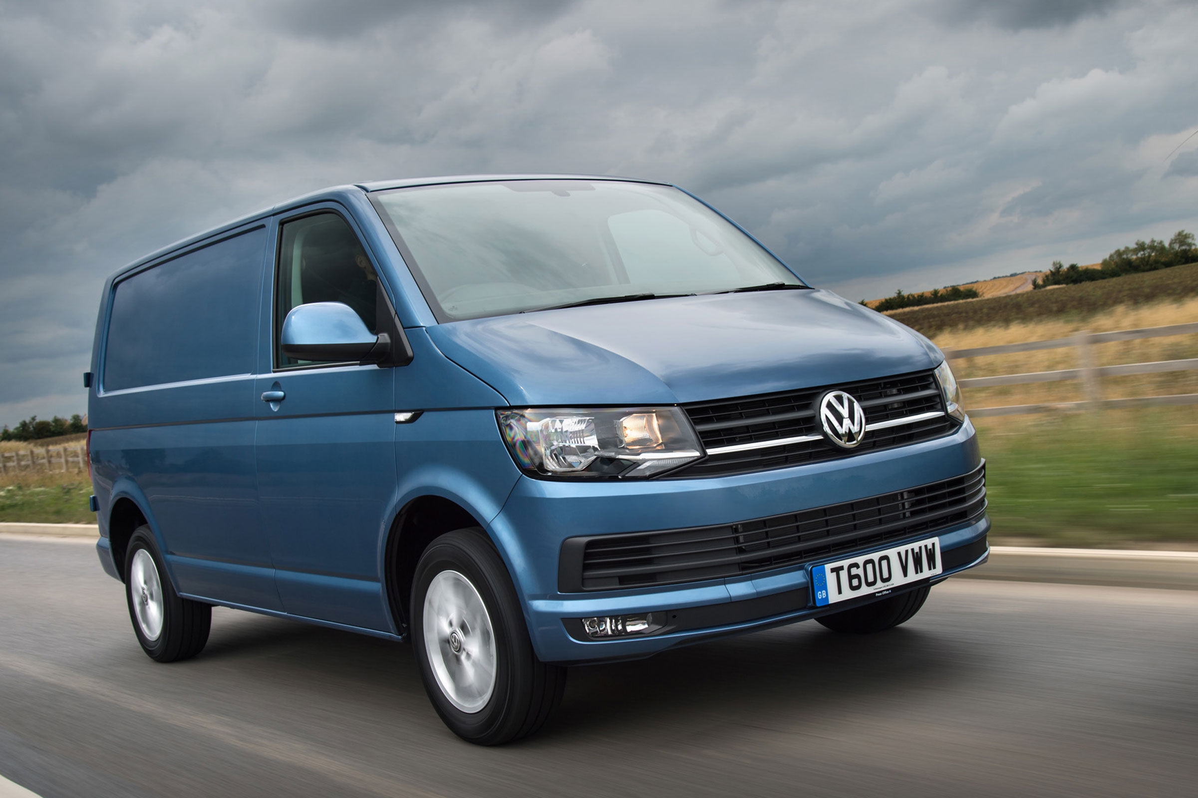 Volkswagen T6 2020 in Pakistan - Check Out Features and Technical Details