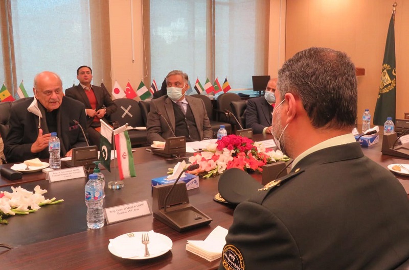 Drugs trafficking - Welcoming the bilateral and regional initiatives of the Islamic Republic of Iran to combat drug trafficking, the Federal Minister for Narcotics Control Brigadier (retd) Ijaz Ahmad Shah has pledged to further strengthen Pakistan's cooperation with Iran. In a meeting with an Iranian delegation headed by the Chief of Iran’s Anti-Narcotics Police (ANP) Brigadier General Majid Karimi at the Ministry of Narcotics Control in Islamabad on Tuesday, Ijaz Shah emphasized on the fact that the fight against narcotics is of global importance because today we see serious harm to communities and the young generation.  "Each Country may have its own methods and approach to curb the illicit drug problem but in Pakistan we are looking to cut the illicit drug demand, and if demand is stopped, supply and trafficking will also be stopped," the minister said.  Emphasizing the need to strengthen Iran-Pakistan border cooperation, Ijaz Ahmad Shah welcomed Iran’s initiatives and proposals to effectively combat drug trafficking.  "We are trying to identify and cut the narcotics demand in Quetta, the area close to the border with Iran, and in addition, we demand the exchange of information between the two Countries and the strengthening of cooperation between relevant institutions,” he said. The federal minister for narcotics control also promised to follow up the issues caused by drug traffickers.  General Majid Karimi stressed the readiness of the Islamic Republic of Iran and its Anti-Narcotics Police to expand cooperation with Pakistan's friendly and neighboring Country.  Welcoming the issues raised by the federal minister, he said that "Our main problem today is the increase in poppy production in the region".  The federal minister agreed and further said that "I believe that overcoming drug problems which include production, demand, supply and consumption will help in enhancing overall peace in the society". The Chief of Iran's Anti-Narcotics Police emphasized by saying that "We have the capacity to face this challenge but it is necessary to further strengthen relations and bilateral cooperation between the Anti-Narcotics Forces of Iran and Pakistan".  General Majid Karimi stressed Iran and Pakistan are victims of the drug problem and at the same time have an active role in the front line of this fight, so there is a need for more coordination on the common border to deal effectively with drug traffickers.  Brigadier General Majid Karimi called for an immediate response of Pakistani forces at the common border if any incident of smuggling occurs.  The Iranian Anti-Narcotics Police Chief further said that Iran is ready to train Pakistani forces and considering the strong capabilities of anti-narcotics force officers in Iran, we are ready to exchange staff and experts between two countries.  Both the Chief of Iran's Anti-Narcotics Police and the Federal Minister for Narcotics Control mutually agreed for further cooperation to eradicate the menace of drugs from both the Countries.  Brigadier (retd) Ijaz Ahmad Shah said that my ultimate goal is to create a drug-free society and ensure that the future of my younger generation is safe. The meeting was also attended by the Iranian Ambassador to Pakistan Seyed Mohammad Ali Hosseini, the Secretary Anti-Narcotics Control Shoaib Dastagir, the Liaison Officer of Iranian Police Force in Pakistan Colonel Omid Sarwari, and Senior Officials of the Ministry of Narcotics Control.