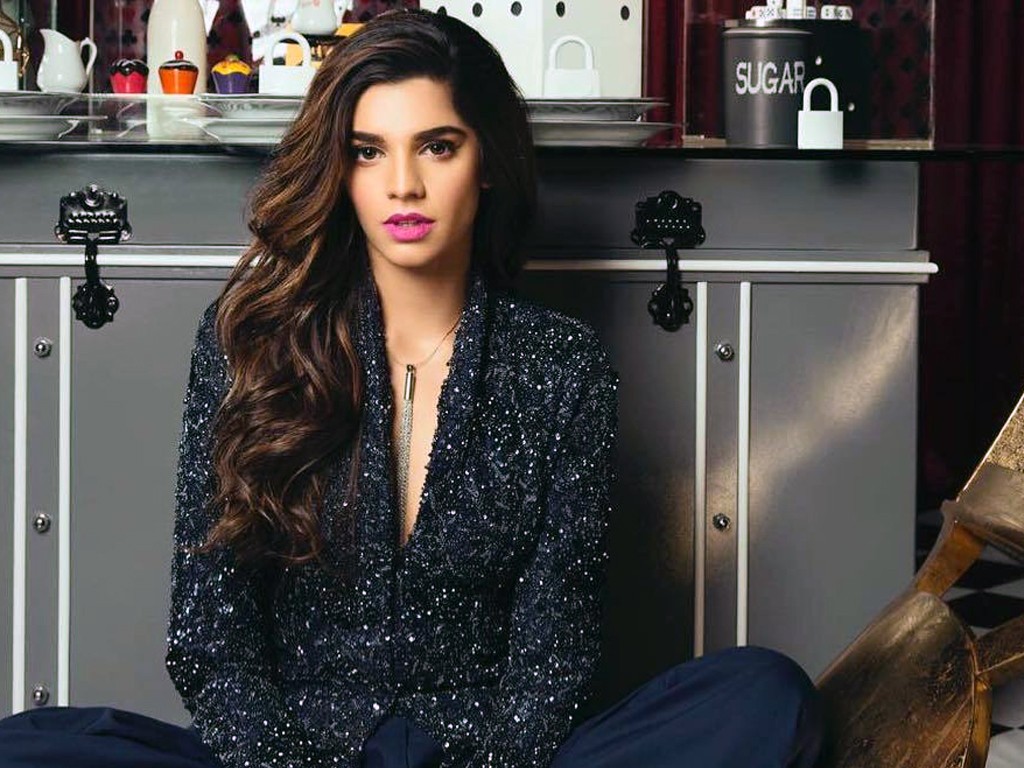 Usman Mukhtar and Sanam Saeed Team Up For An Upcoming Film!