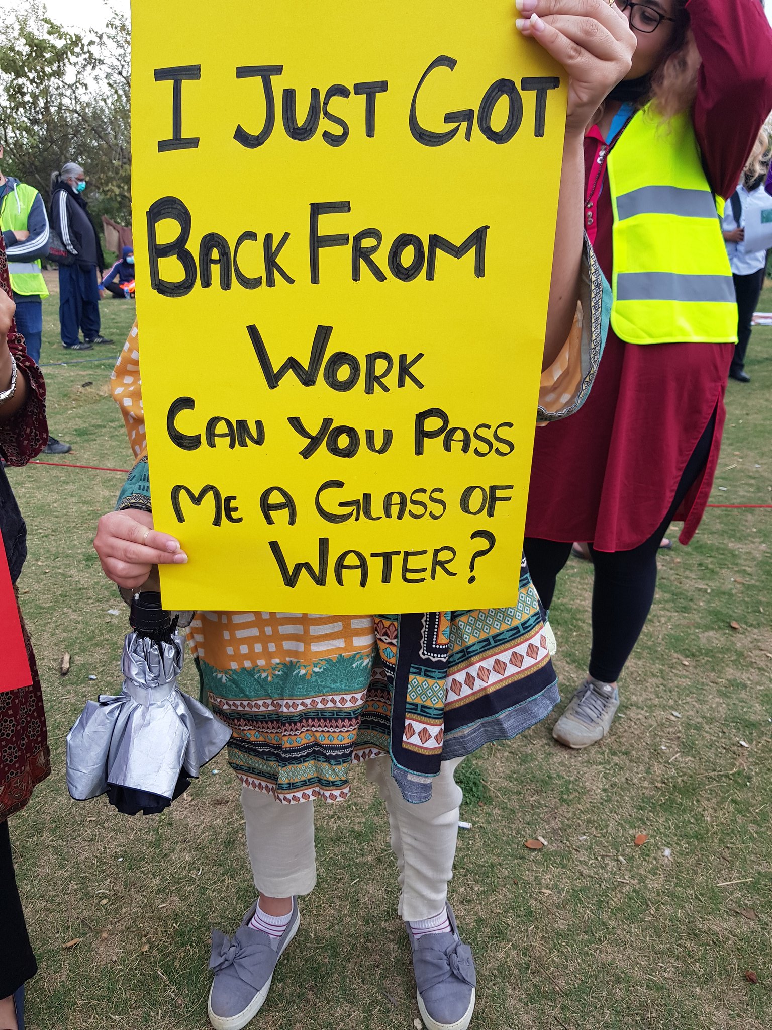 Best Slogans from Aurat March 2021 - Pictures Inside!