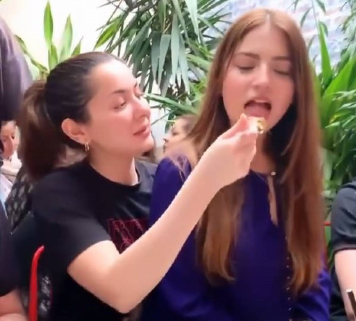 Hania Amir Force-Feeds 'Pawri Girl' - Is It Fun or Being Too Clingy?
