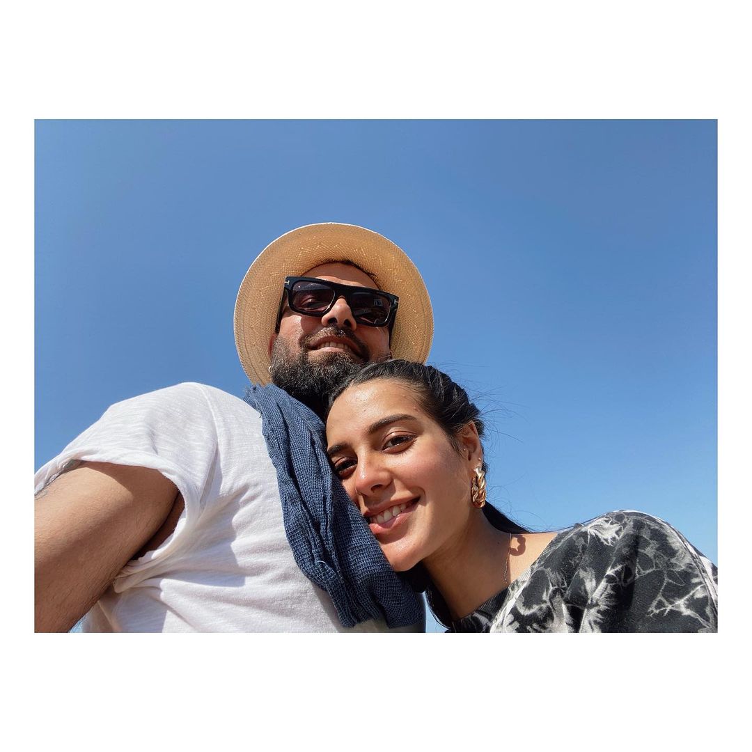 Iqra Aziz and Yasir Hussain Give Out Romantic Vibes In These Cute Clicks