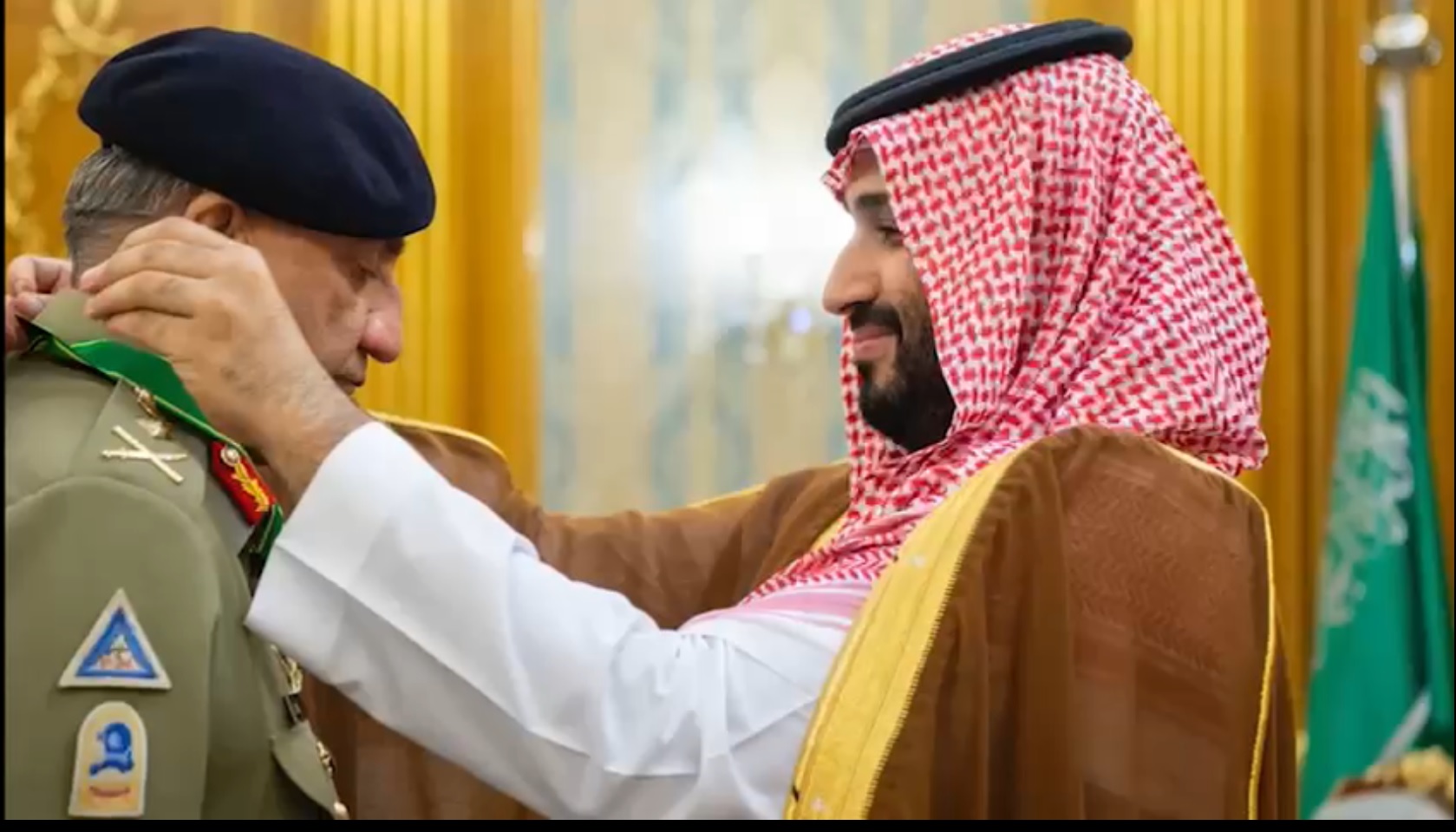 Saudi Arabia awarded Medal of Excellence to COAS General Qamar Javed Bajwa