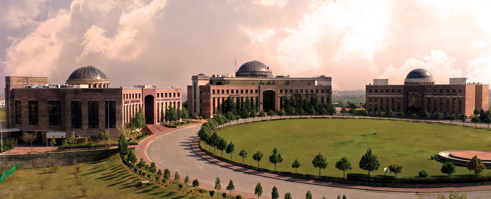 Best universities in Pakistan
