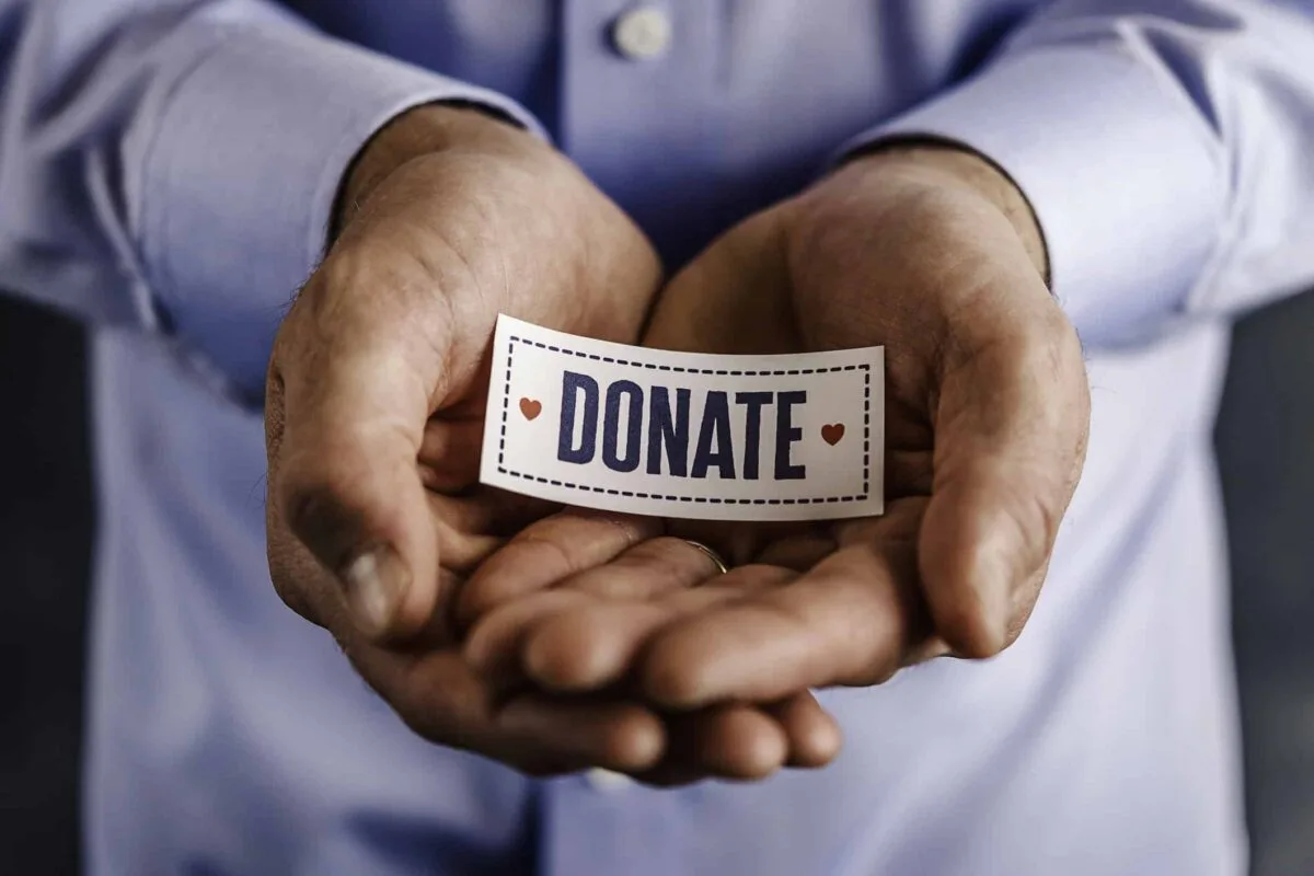 HOW TO GIVE DONATION IN UAE.