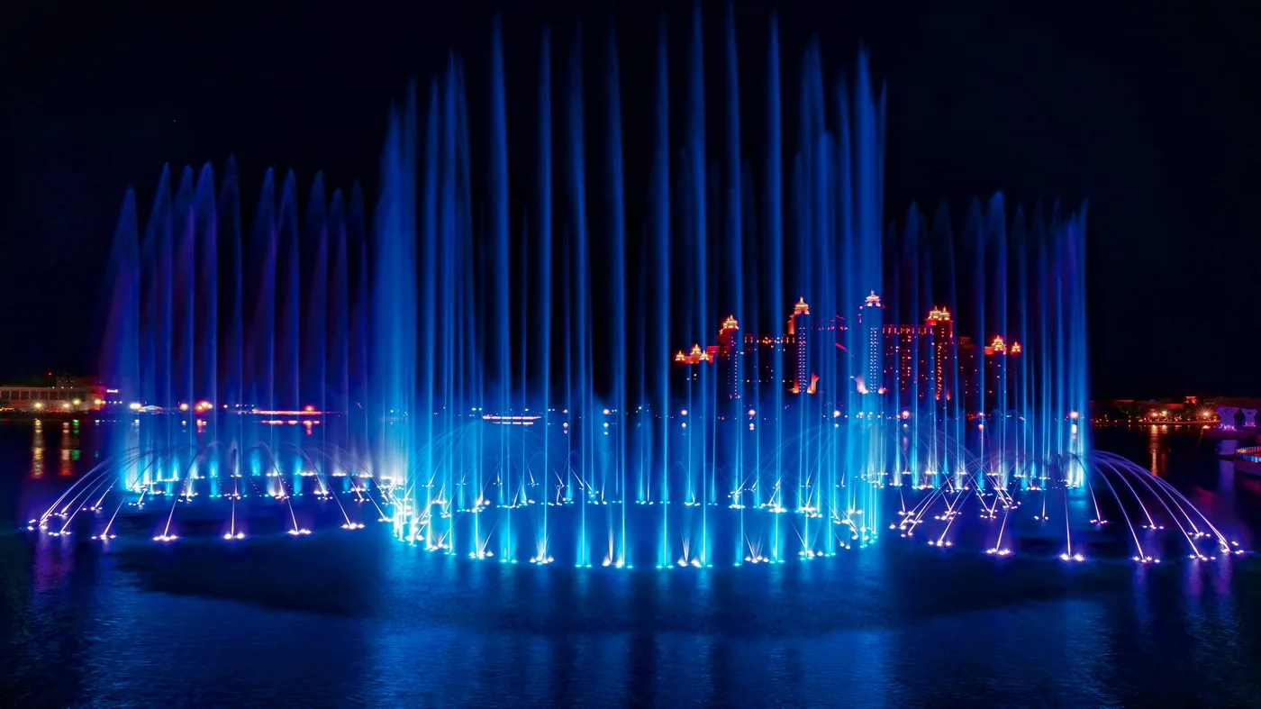 Dubai’s The Palm Fountain Opens for the Last Time