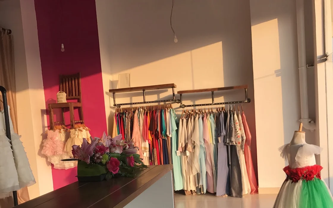 best local stores and boutiques in Ajman